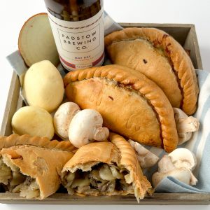 Steak and Padstow Ale Pasty with mushrooms in box